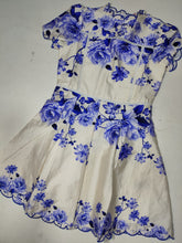 Load image into Gallery viewer, Dress
