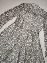 Load image into Gallery viewer, Dress

